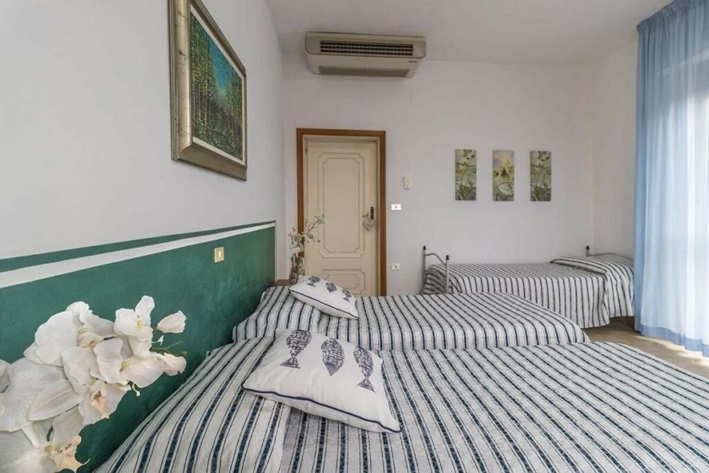 Hotel Corallo ジュリアノーヴァ エクステリア 写真